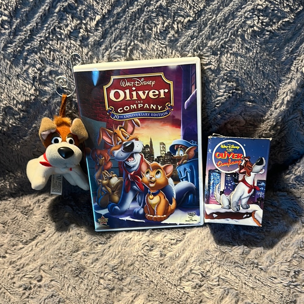 Disney Oliver & Company Vintage Holiday Ornament and DVD